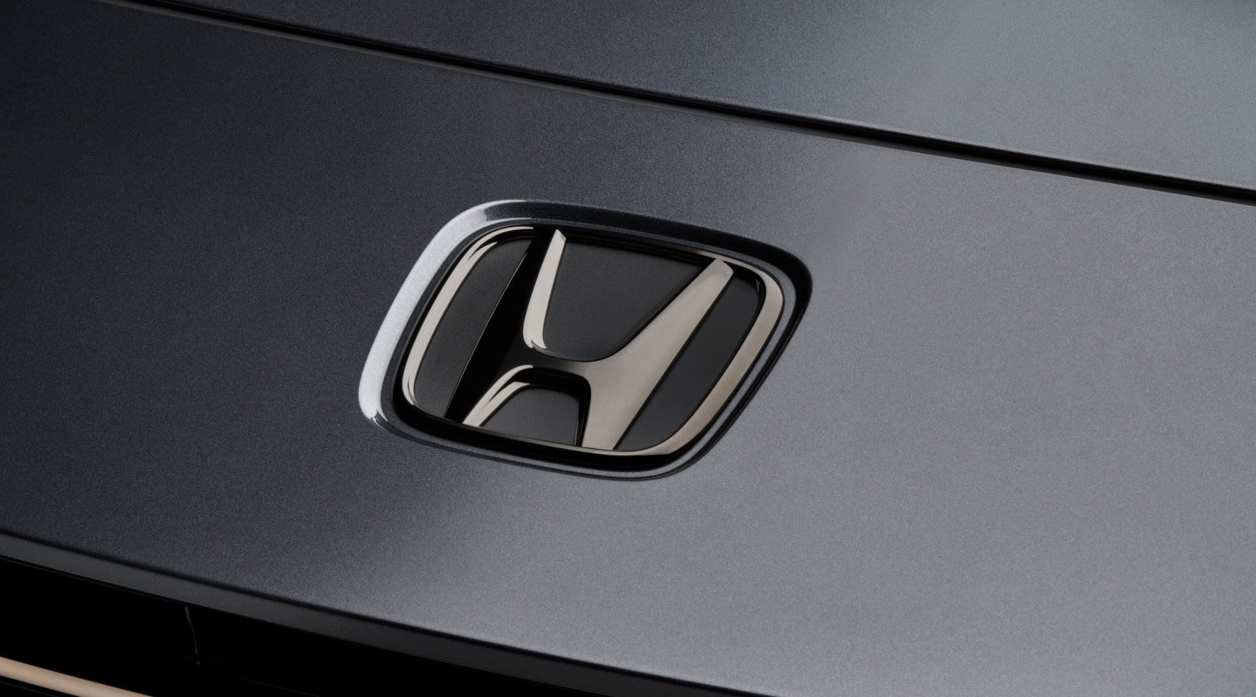 Honda prelude svart emblem fram